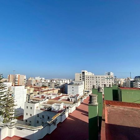 Penthouse Mara Ascensor Y Playa Grupo Ac Gestion Appartement Cádiz Buitenkant foto