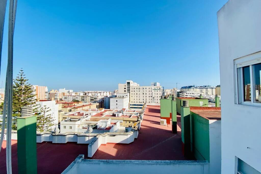 Penthouse Mara Ascensor Y Playa Grupo Ac Gestion Appartement Cádiz Buitenkant foto